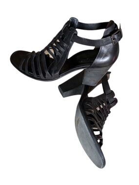 PAUL GREEN Strappy Black Sandals, buckle at ankle, 3" Heel. SIZE UK 5/US 7.5